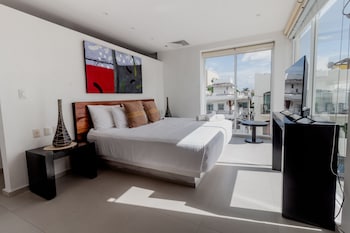 cache hotel boutique adults only