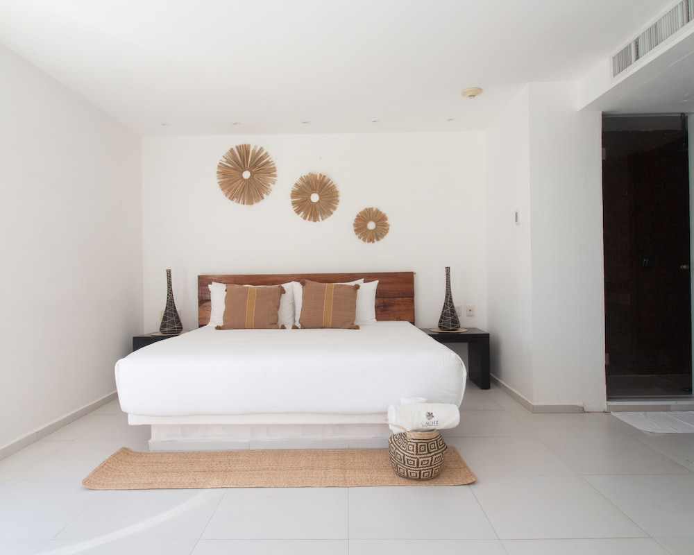 cache hotel boutique adults only