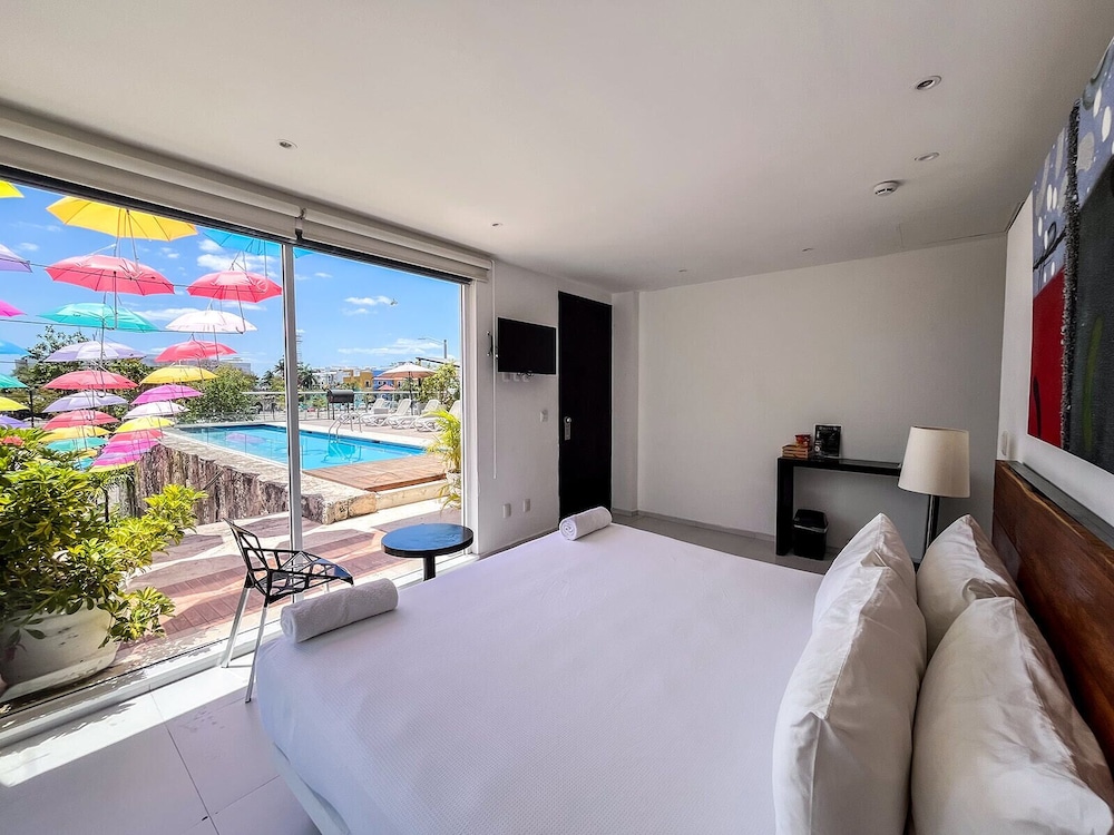 cache hotel boutique adults only