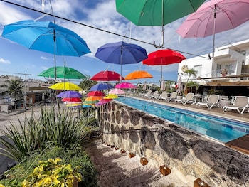 cache hotel boutique adults only