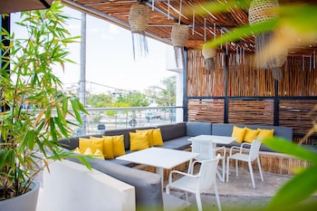 cache hotel boutique adults only