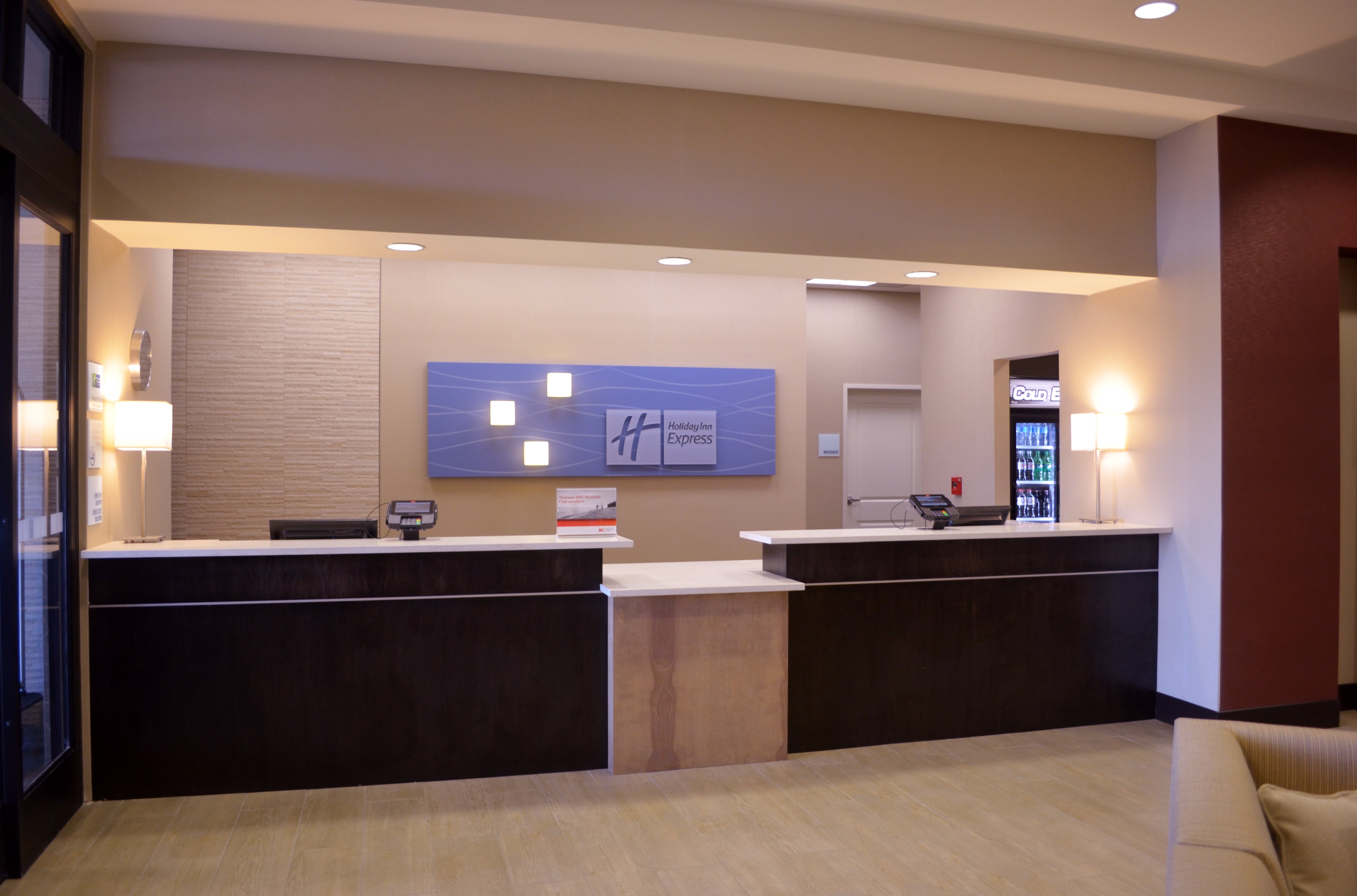 holiday inn express and suites denver south castle