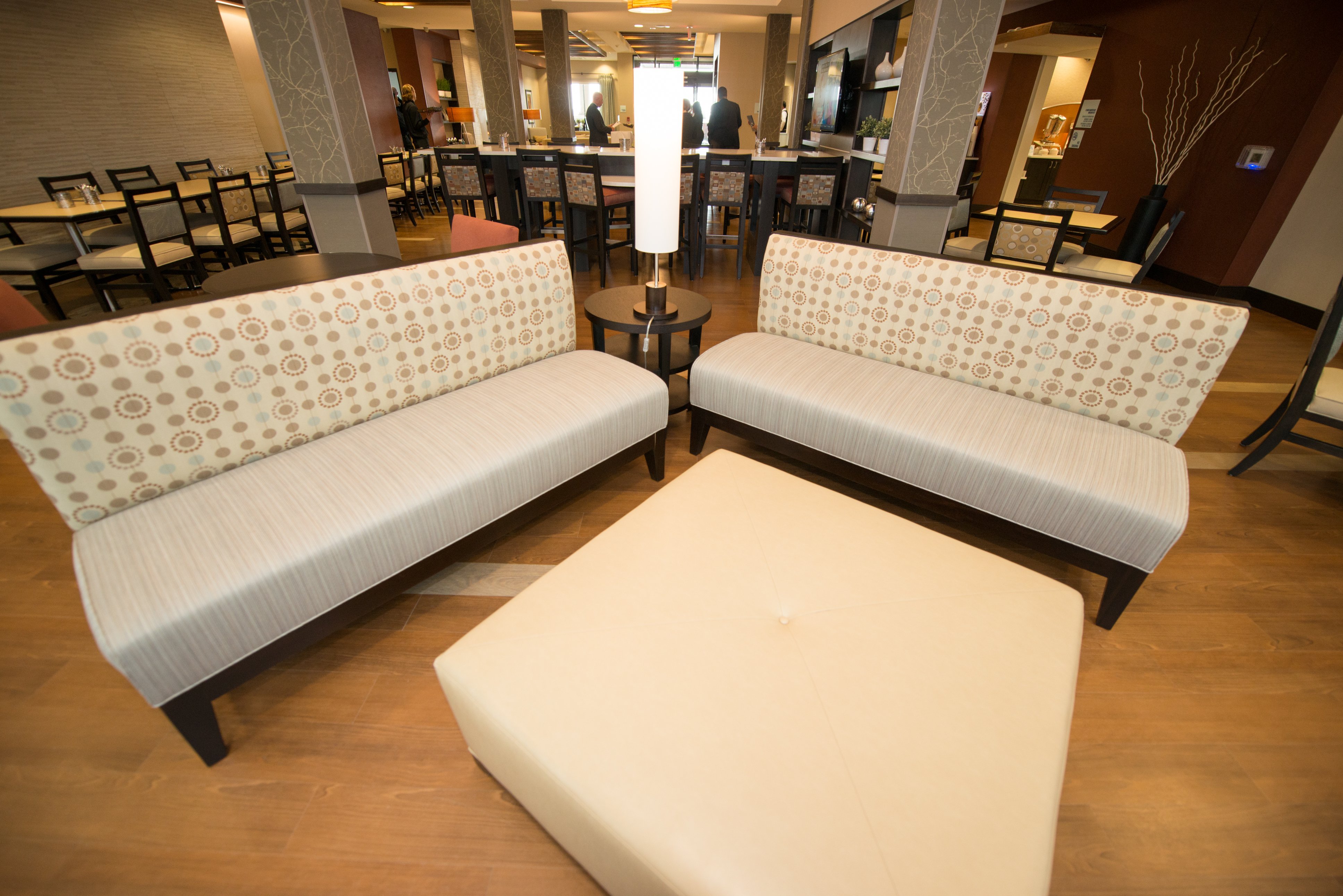 holiday inn express and suites denver south castle