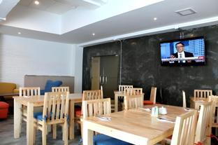 the raya surawong bangkok