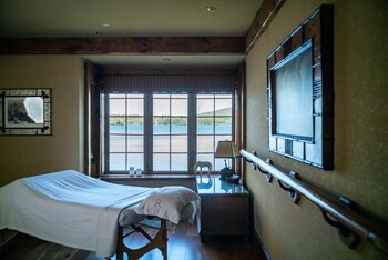 ripplecove hotel and spa