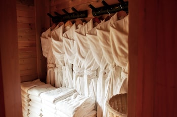 ripplecove hotel and spa