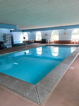 Super 8 By Wyndham New Hampton,New Hampton>>Charles City,2 star
