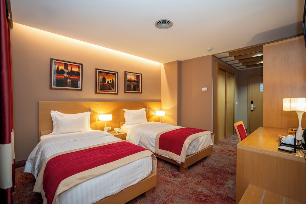 hotel colosseo and spa