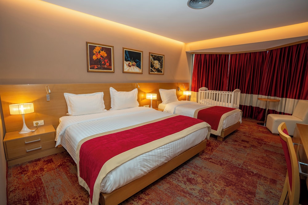 hotel colosseo and spa