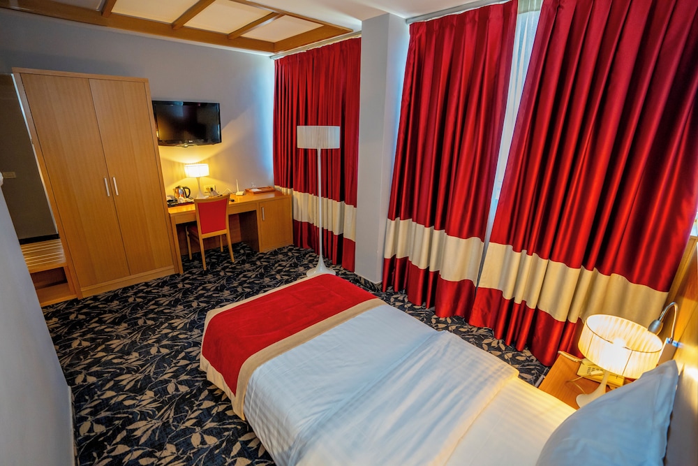 hotel colosseo and spa