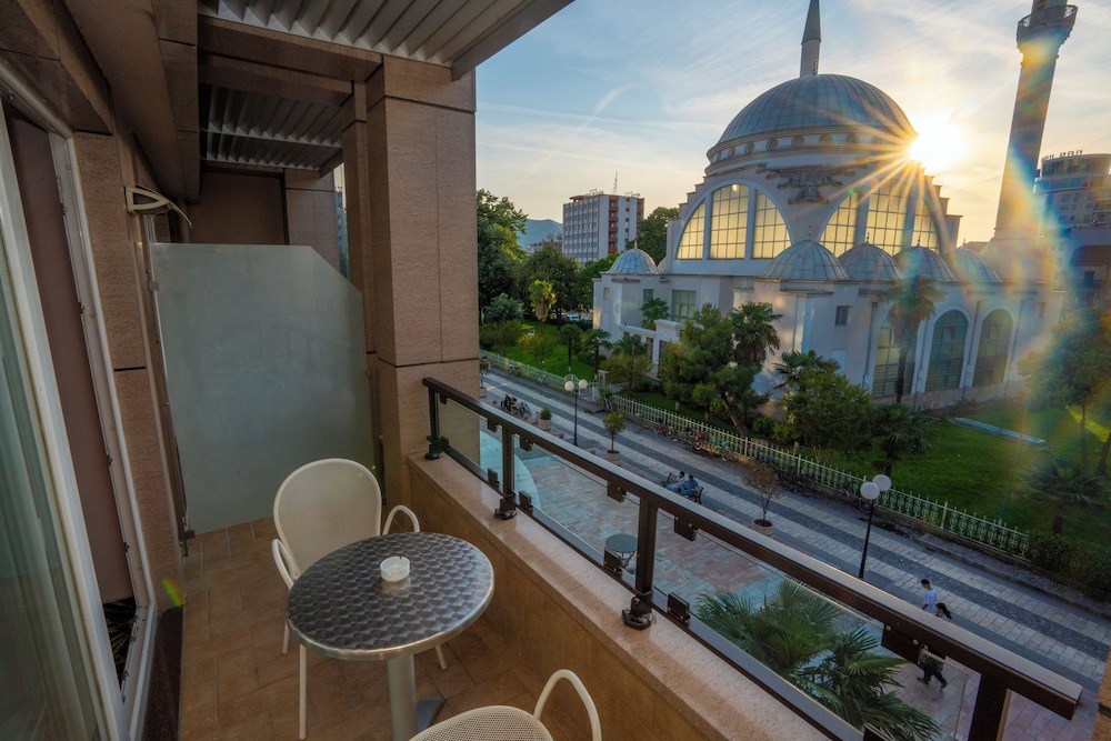 hotel colosseo and spa