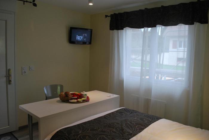 logis hotel and restaurant les perce neige
