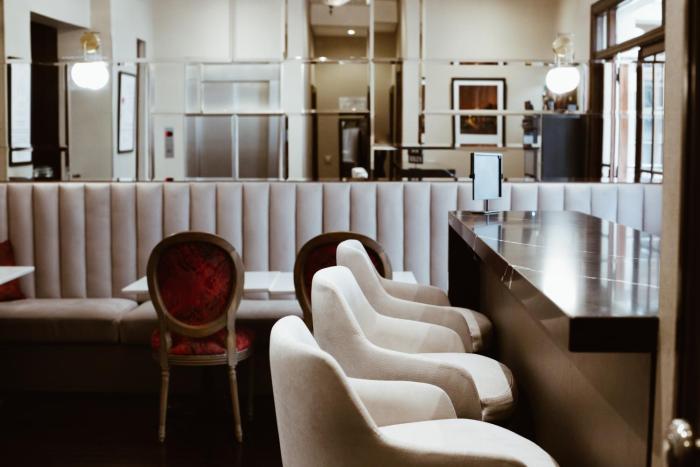 miravida soho hotel and wine bar