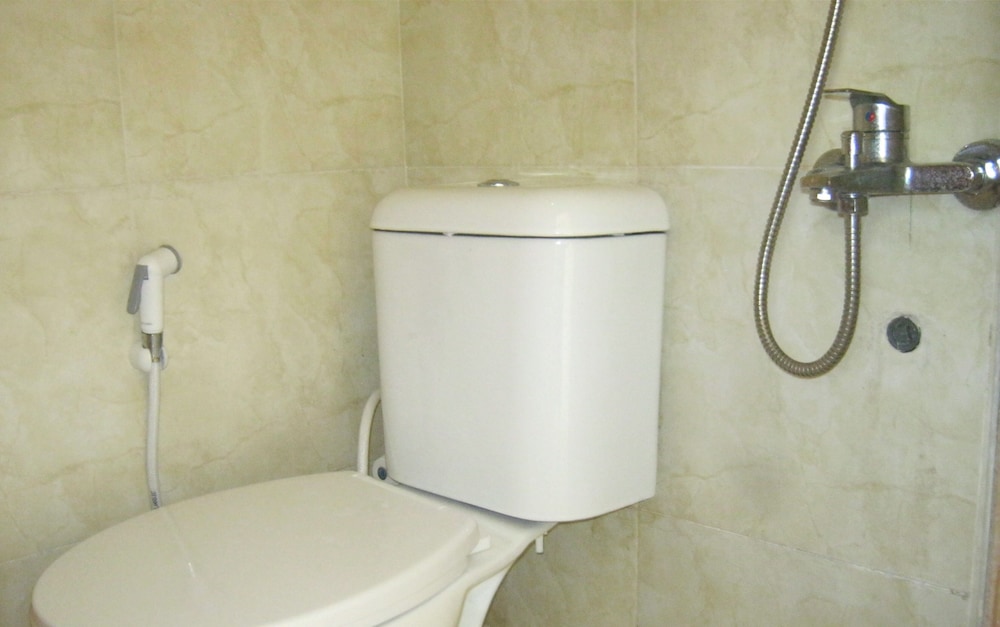 aqilakost n cafe gadog puncak