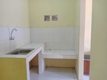 aqilakost n cafe gadog puncak