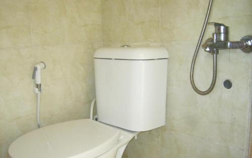 aqilakost n cafe gadog puncak