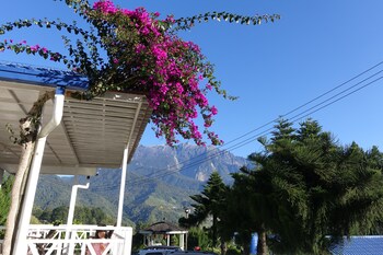 kinabalu pine resorts