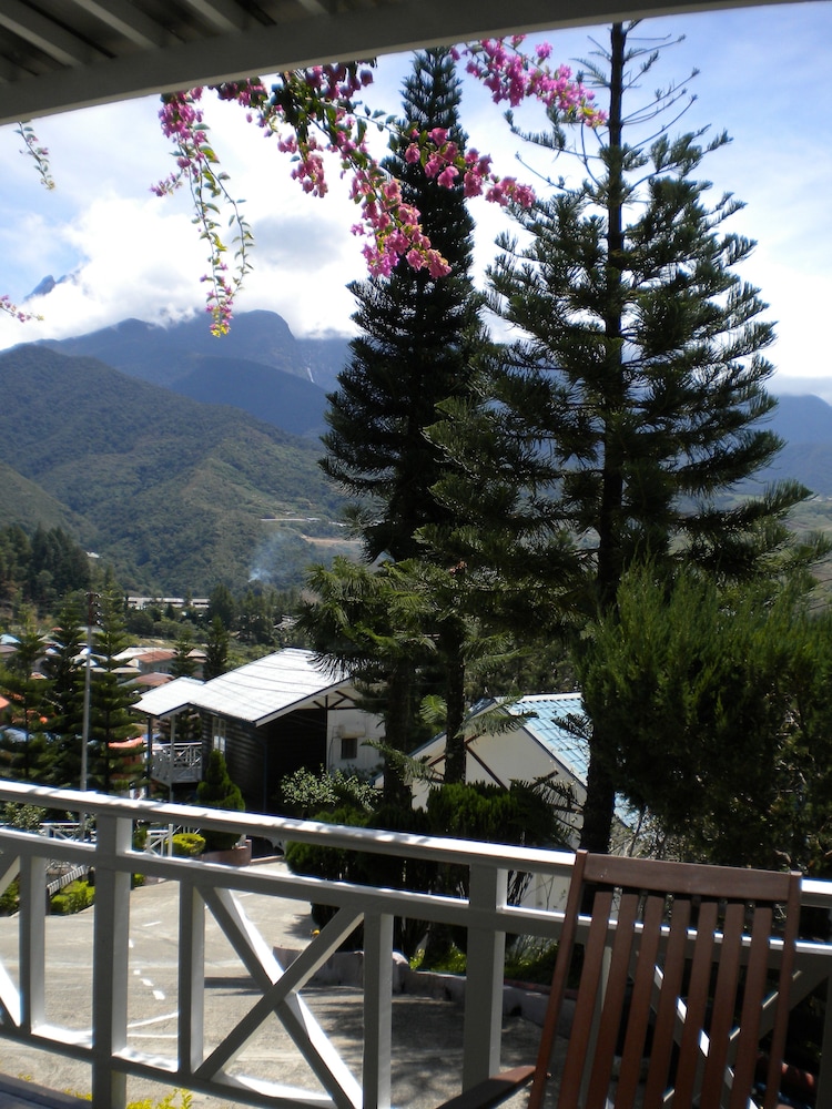 kinabalu pine resorts