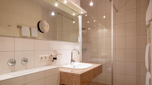 das wiesgauer alpenhotel inzell