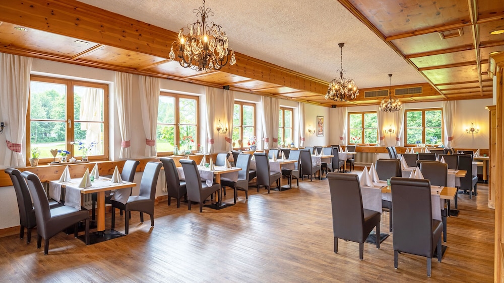 das wiesgauer alpenhotel inzell