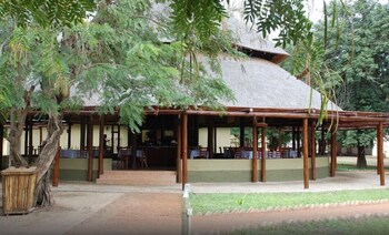 montebelo gorongosa lodge and safari