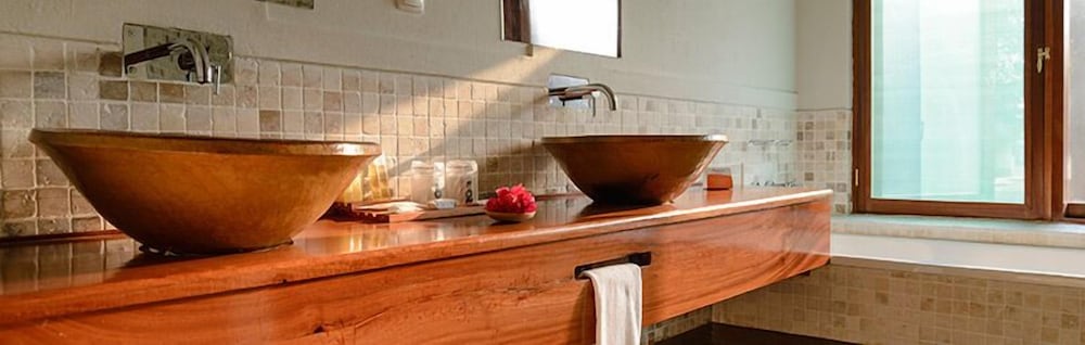 montebelo gorongosa lodge and safari