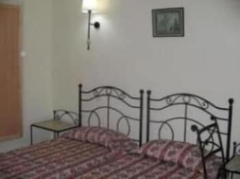 hotel les citronniers