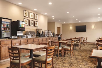 country inn and suites by radisson forest lake mn