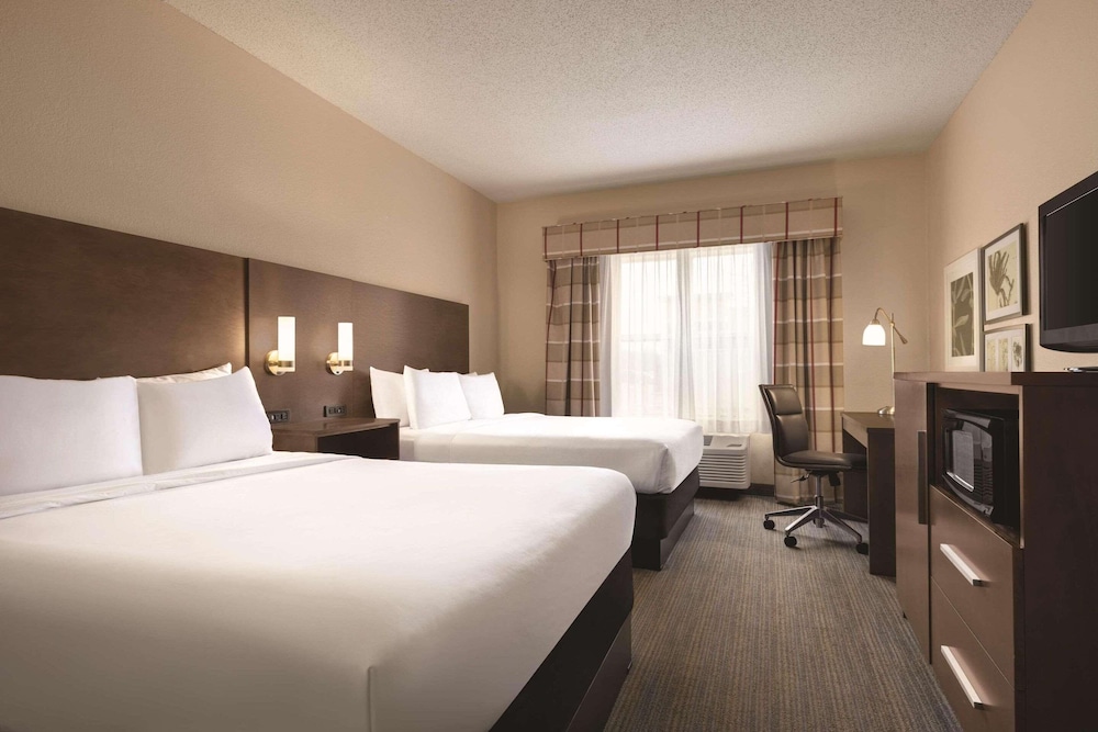 country inn and suites by radisson forest lake mn