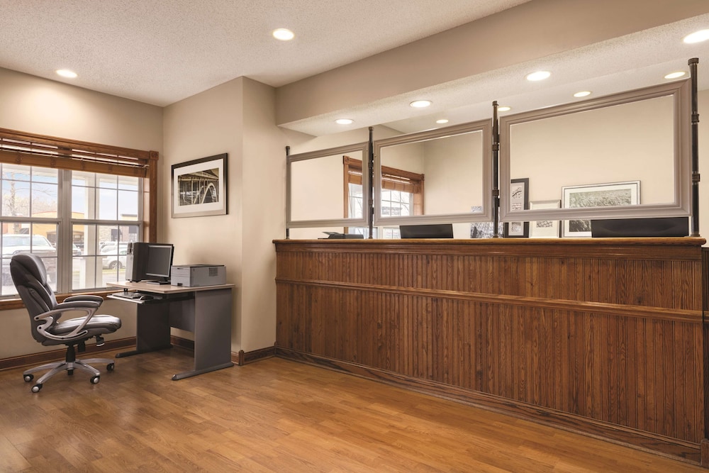 country inn and suites by radisson forest lake mn