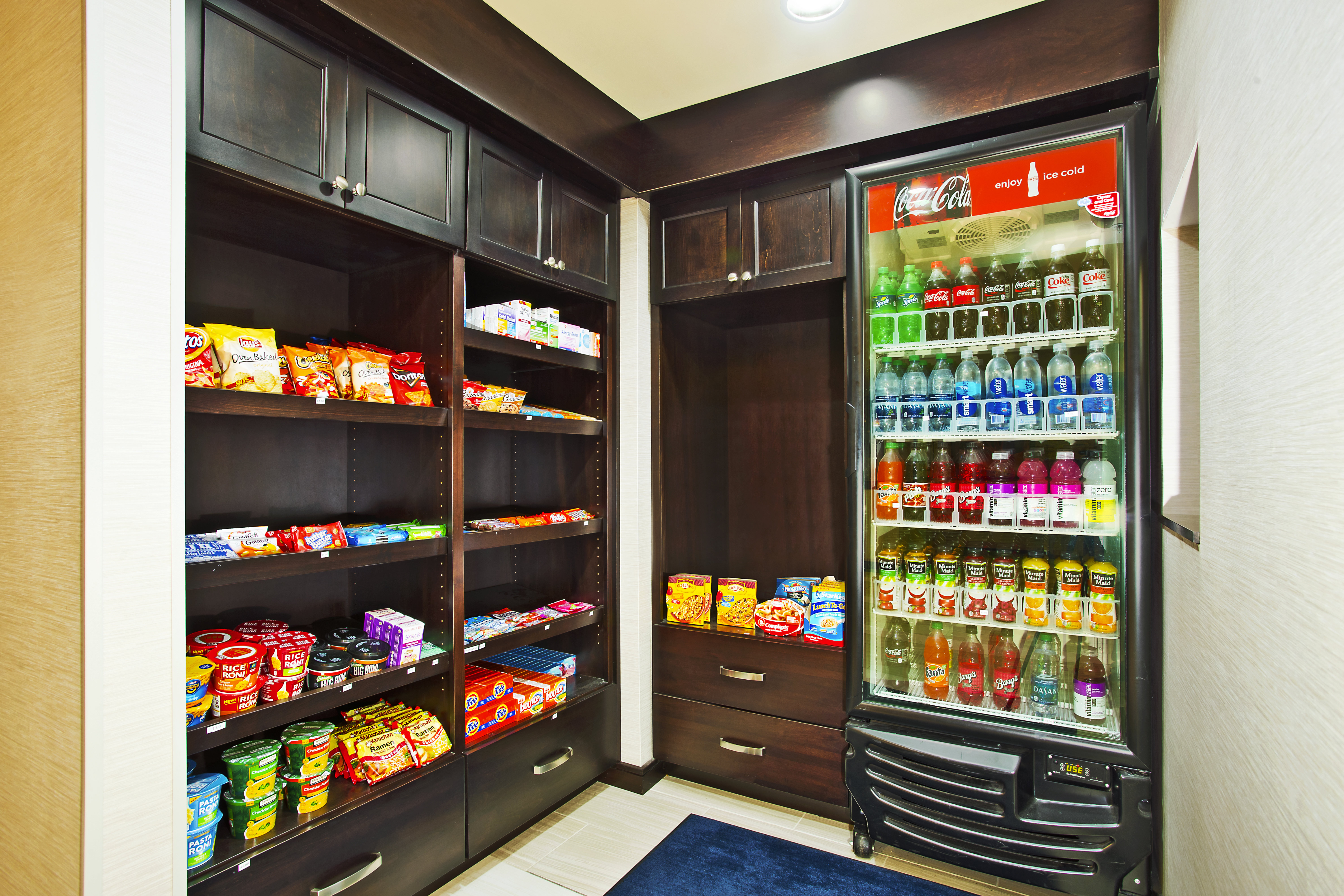 holiday inn express and suites springfield by ihg