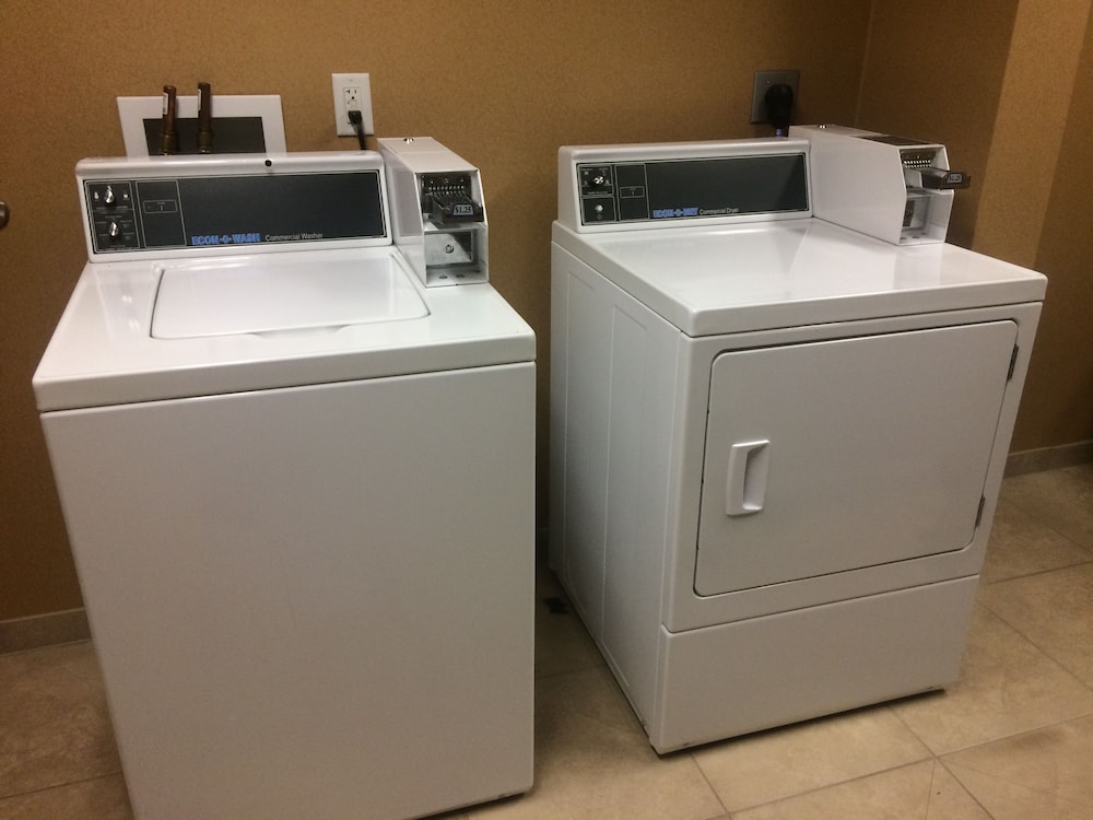 cobblestone inn and suites steele