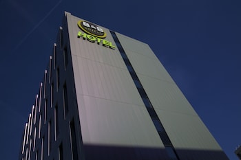 bandb hotel paris porte des lilas