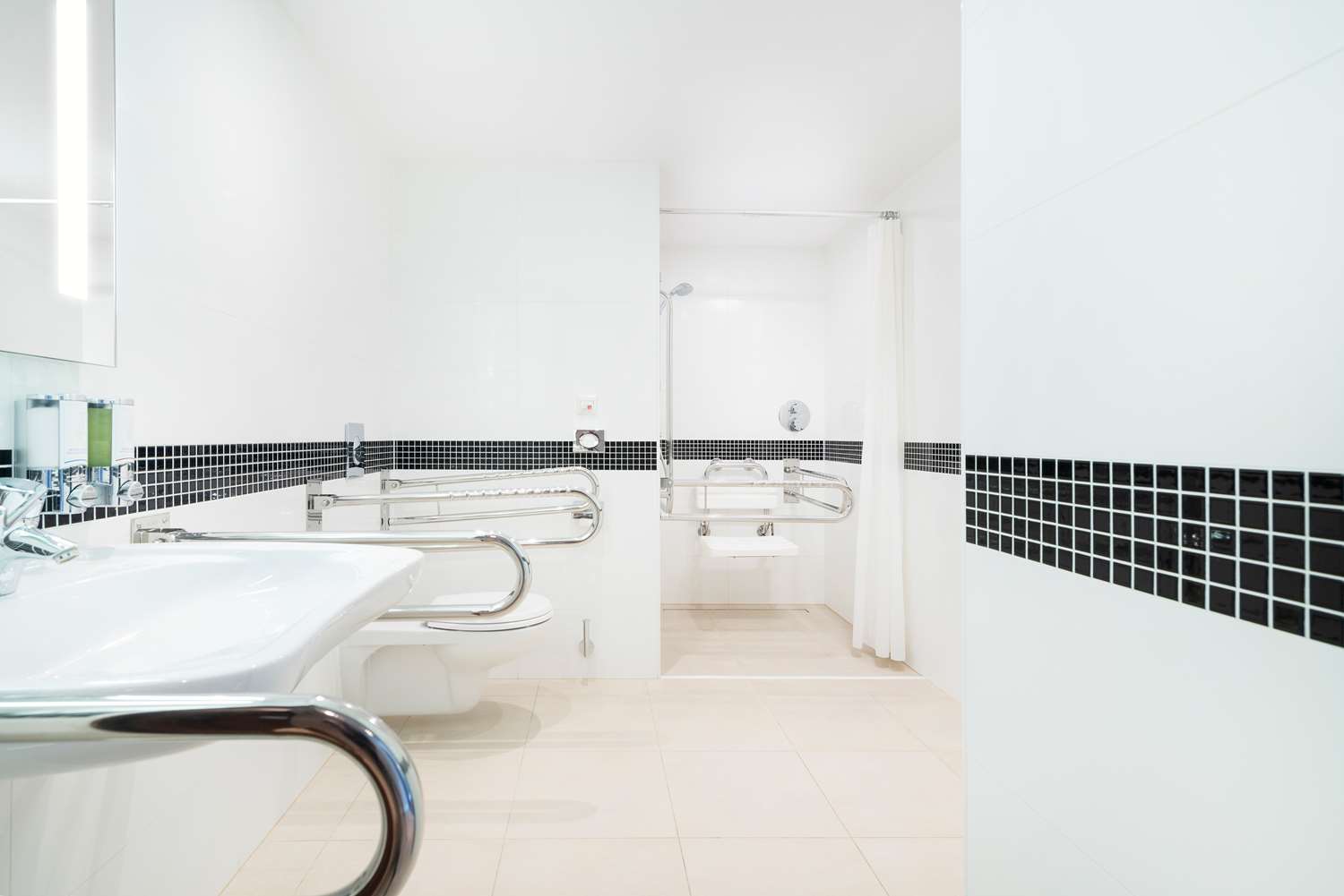 hampton by hilton krakow