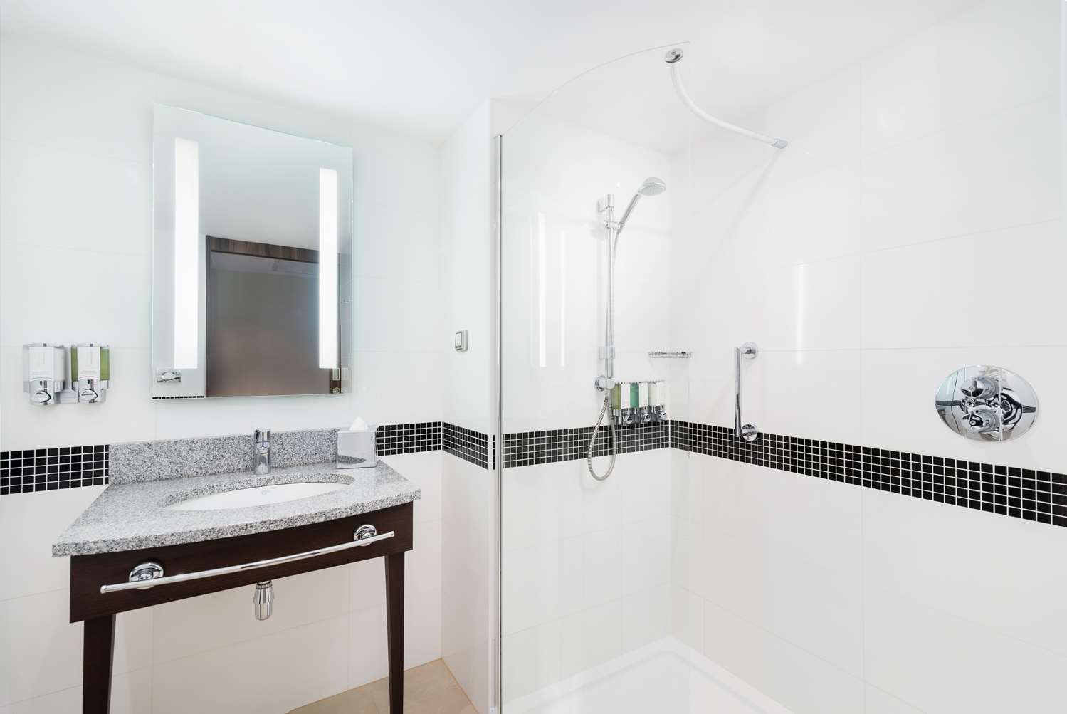 hampton by hilton krakow