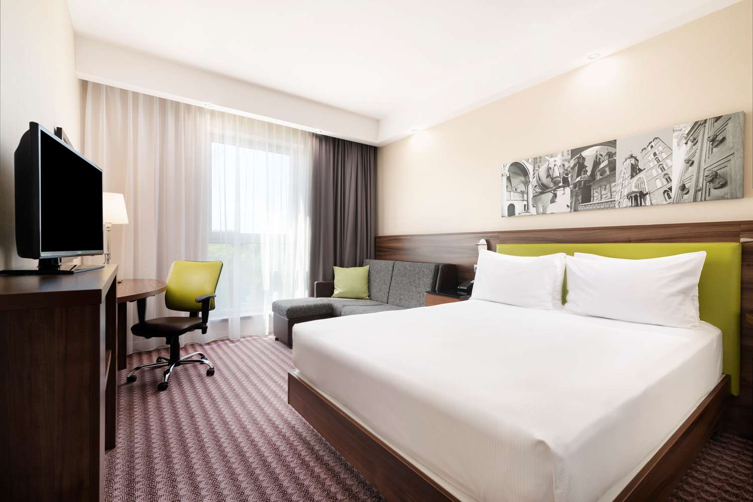hampton by hilton krakow