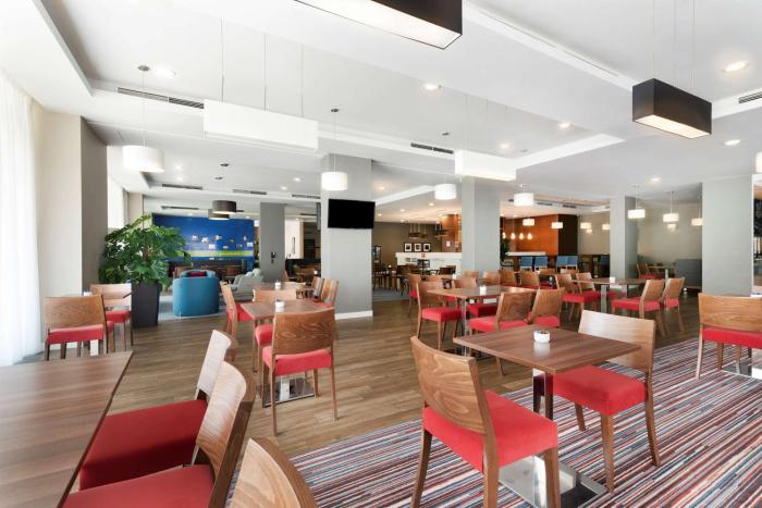 hampton by hilton krakow