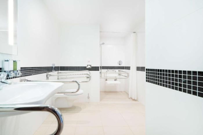 hampton by hilton krakow