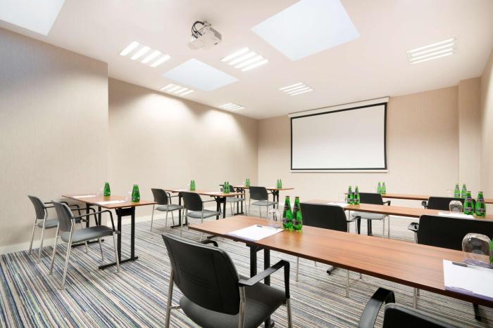 hampton by hilton krakow