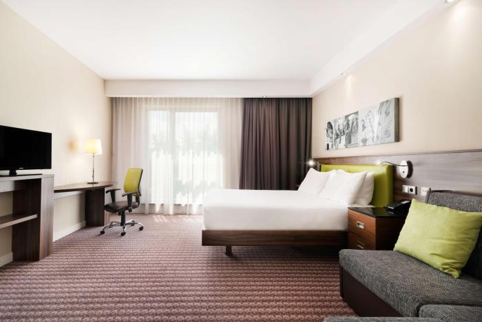 hampton by hilton krakow