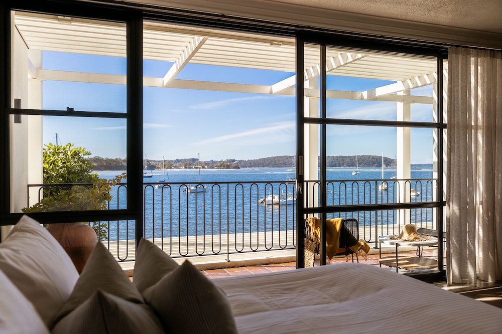 bay breeze boutique accommodation