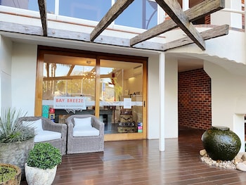 bay breeze boutique accommodation