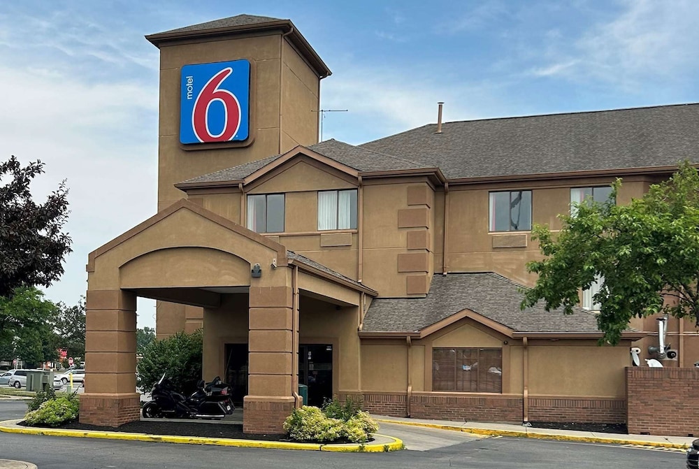 motel 6 indianapolis in airport