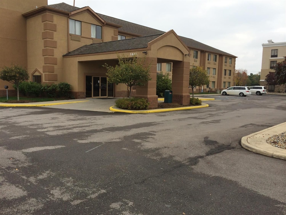 motel 6 indianapolis in airport