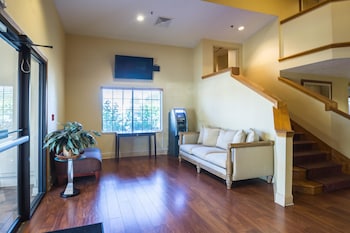 motel 6 indianapolis in airport