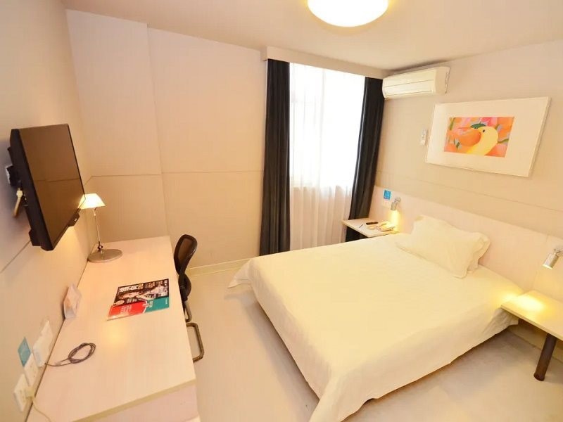 jinjiang inn wuhan jianghan road metro station jiangtan pedestrian street