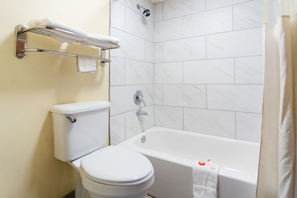 days inn atmore