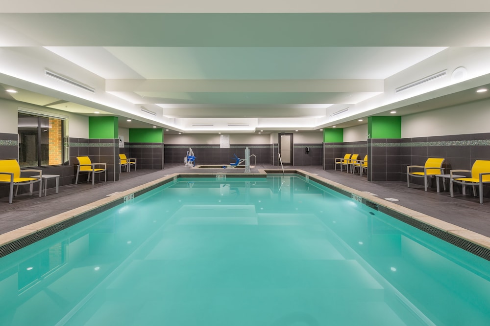 holiday inn express and suites norman by ihg