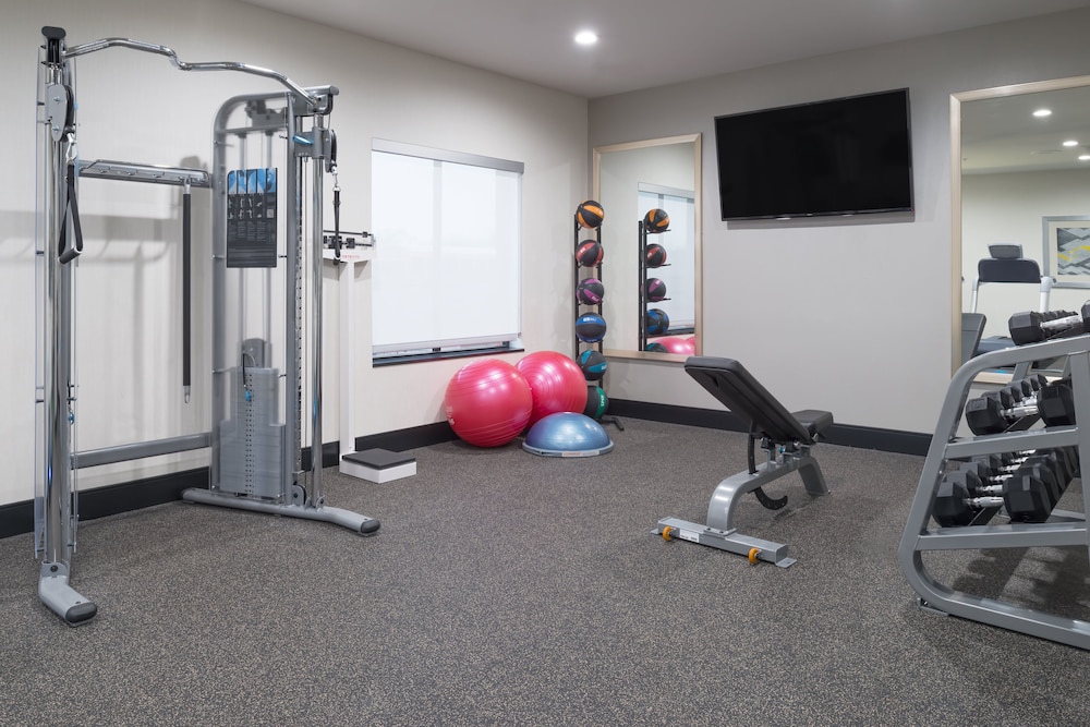 holiday inn express and suites norman by ihg