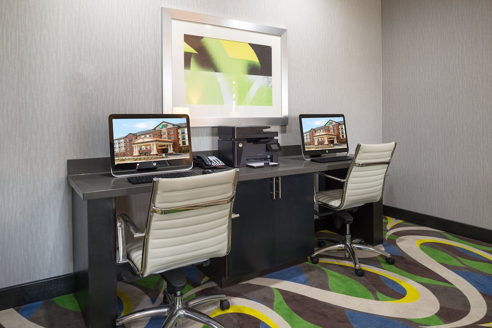 holiday inn express and suites norman by ihg